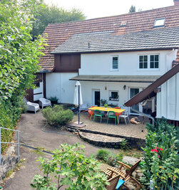 großzügige Terrasse