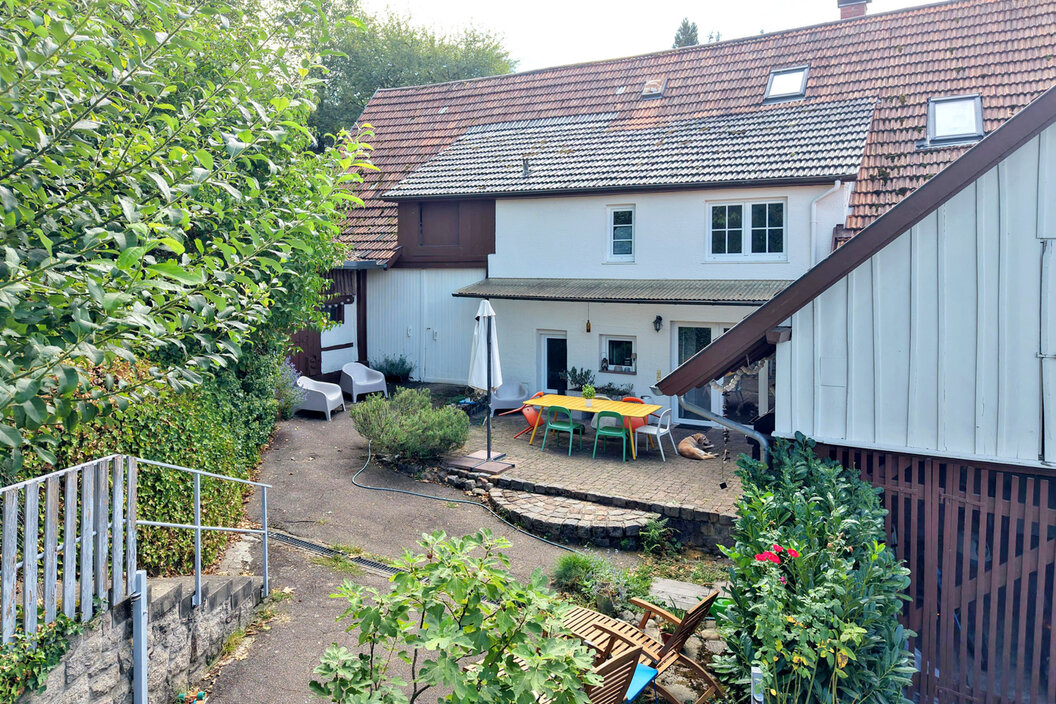 großzügige Terrasse