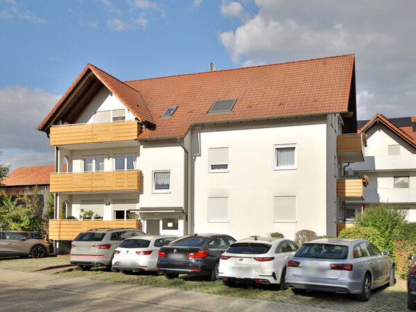 Gepflegte 2-Zimmer-Wohnung mit Balkon in Hatzenbühl – vermietet und ideal f...