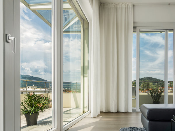Luxuriöse 3-Zimmer-Eigentumswohnung mit Balkon