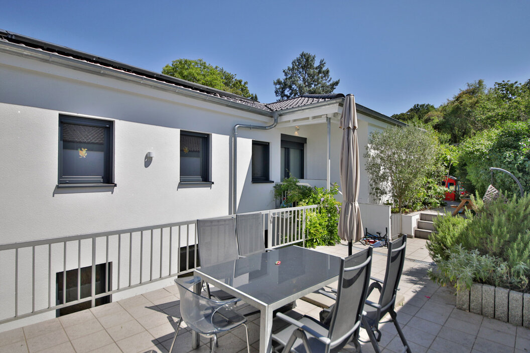 Großer Terrassenbereich