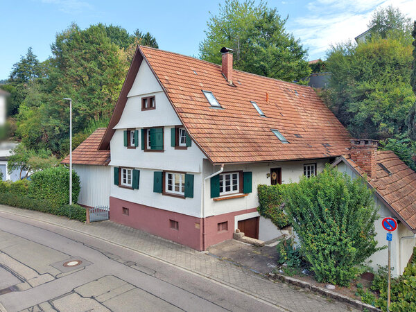 Wohnen mit Geschichte – hochwertig saniertes Fachwerkhaus mit viel Raum - G...
