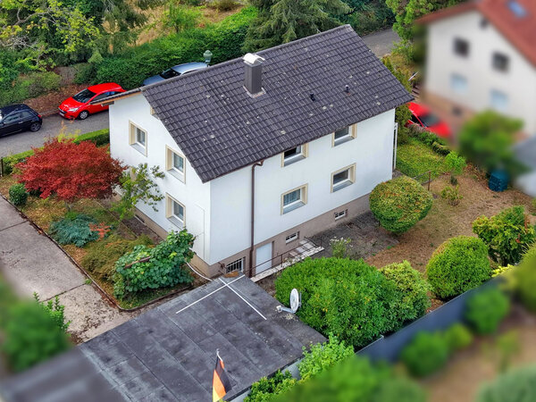 Charmantes Einfamilienhaus mit Garten, Garage & Hobbyraum – renovierung...