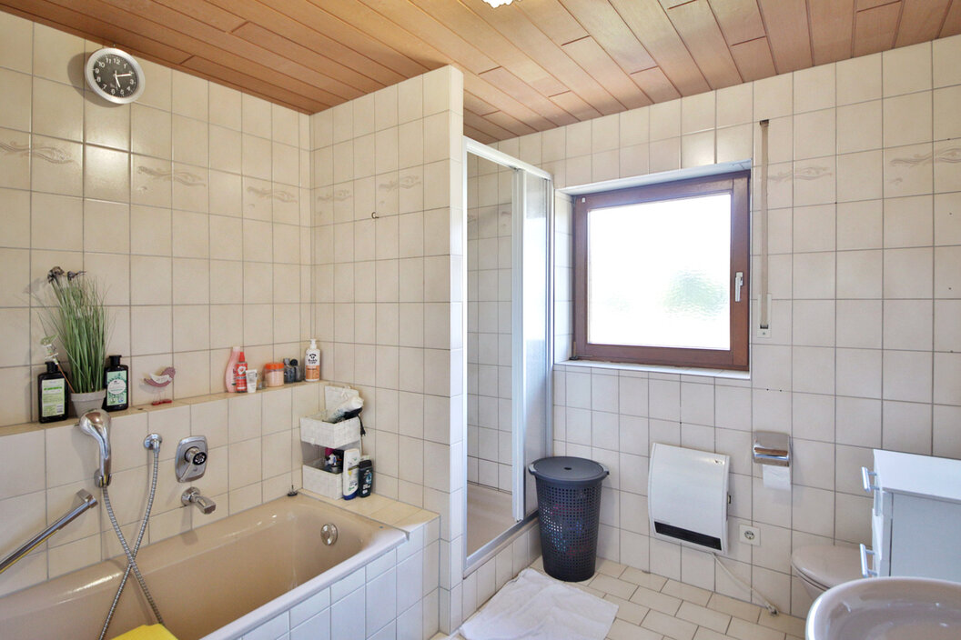 Tageslichtbad im 1. OG
