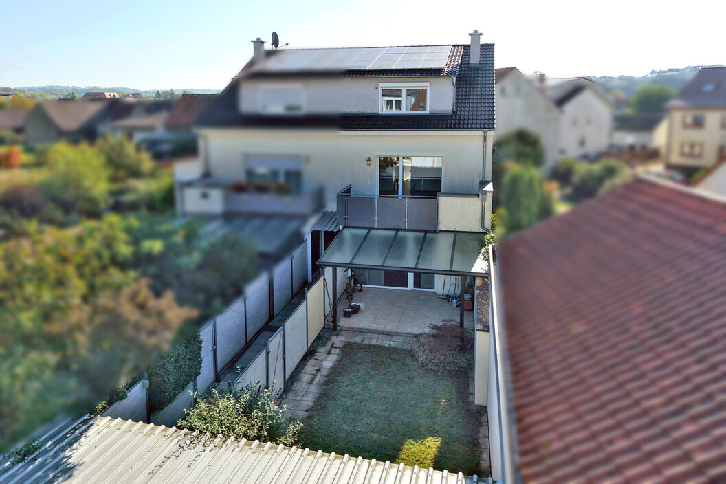 Haushälfte, Terrasse, Garten