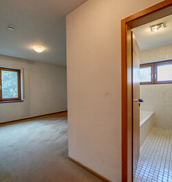 Bad/Schlafzimmer EG