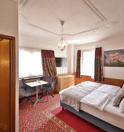 Hotelzimmer im 1. OG