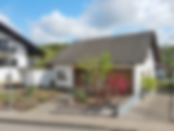 Charmantes, ruhig gelegenes Einfamilienhaus mit Ausbaupotenzial in Zeutern