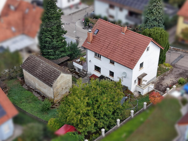 Gemütliches Zuhause mit großem Garten und Ausbaupotenzial in Sinsheim-Walda...
