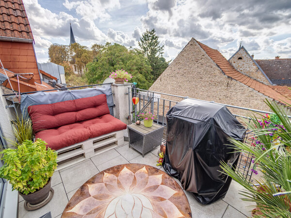 Sonnige, vermietete 3-Zimmer-Dachgeschosswohnung sucht neuen Eigentümer!