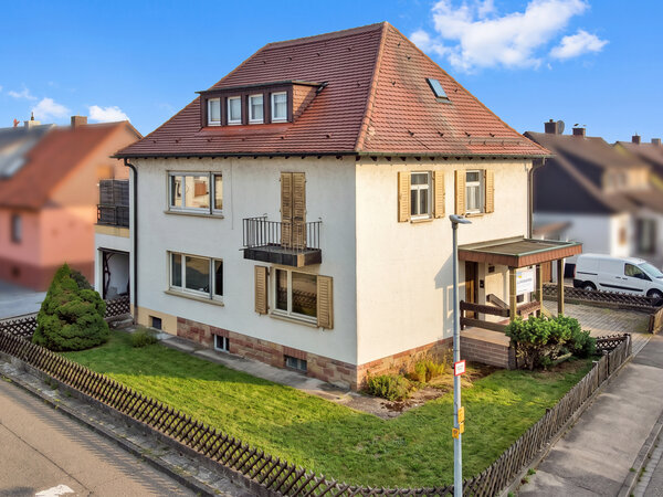 Mehrfamilienhaus für Visionäre – Sanieren, gestalten, Werte schaffen in Bir...