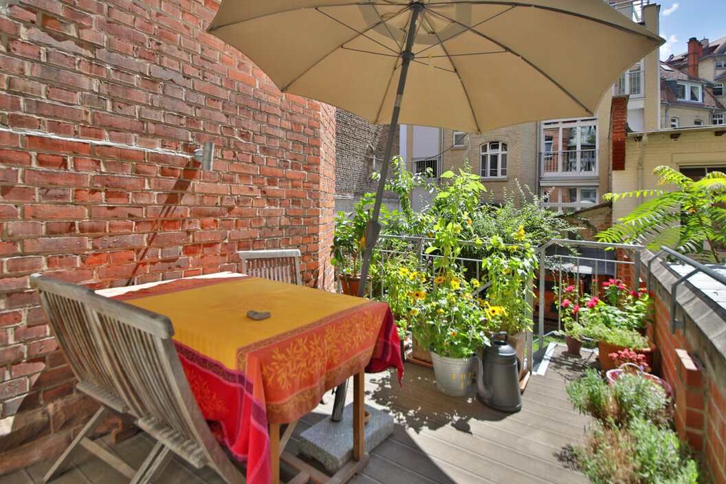 Balkon mit Zugang Garten