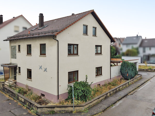!!! Preisanpassung - Sanierungsbedürftiges Zweifamilienhaus, 174 qm Wohnflä...